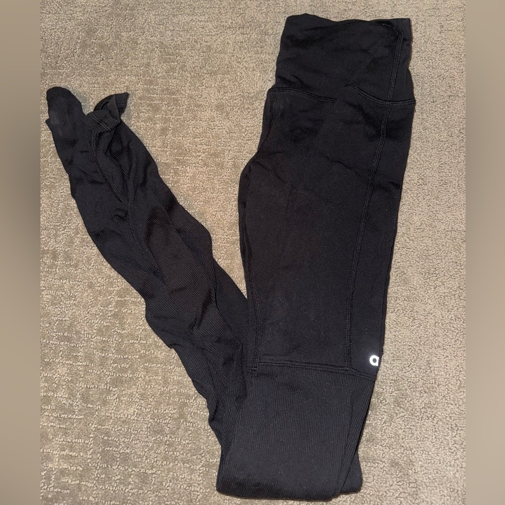 VGUC ALo yoga leggings sz xs
